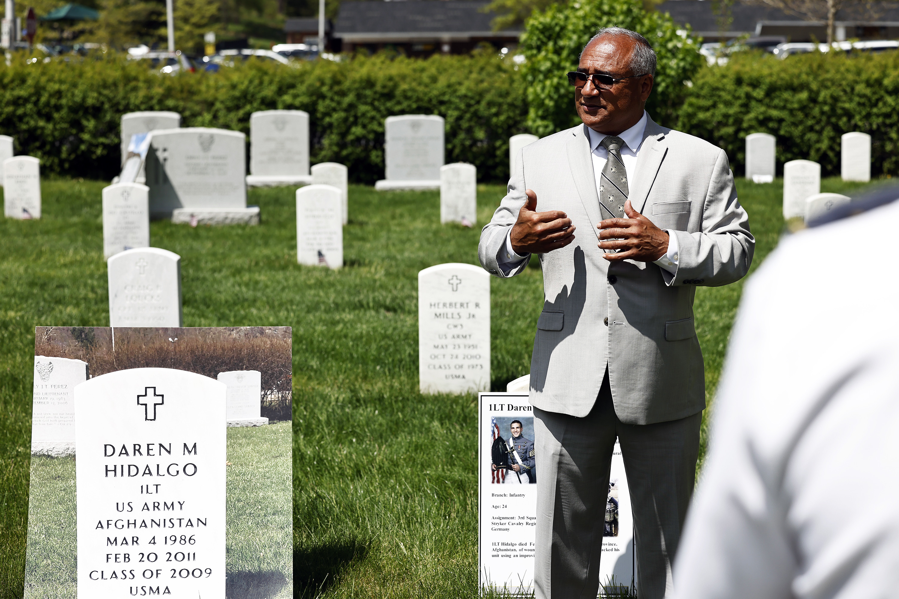 The Simon Center for the Professional Military Ethic hosted the “Inspiration to Serve” Cemetery Tour for the Class of 2026 Cadets on May 2 at the West Point Cemetery. The purpose of the annual tour is three-fold: to remember and honor fallen USMA graduates, to inspire cadets and strengthen their identities as members of the Long Gray Line, and to catalyze cadets’ reflection on their willingness to freely affirm their commitment to serve in the profession of arms, which the second-class cadets accomplish eac