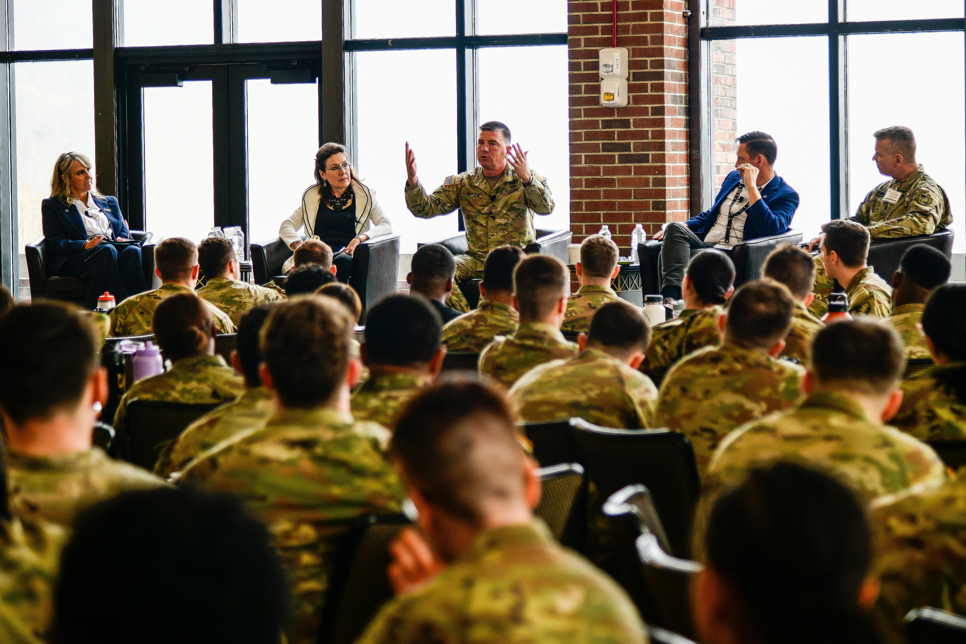 Twenty years ago, on April 14, 2003, the U.S. military launched a lightning-fast assault on Baghdad, known as the “Thunder Run.” This pivotal battle was a significant moment in the Iraq War. To commemorate the anniversary and provide a capstone event for the cadets taking MX400, Officership, the U.S. Military Academy hosted a Mission Command Conference on April 5-6 at West Point. Staff, faculty, cadets and Soldiers gathered from the academy and across the country for the two-day conference at USMA to hear
