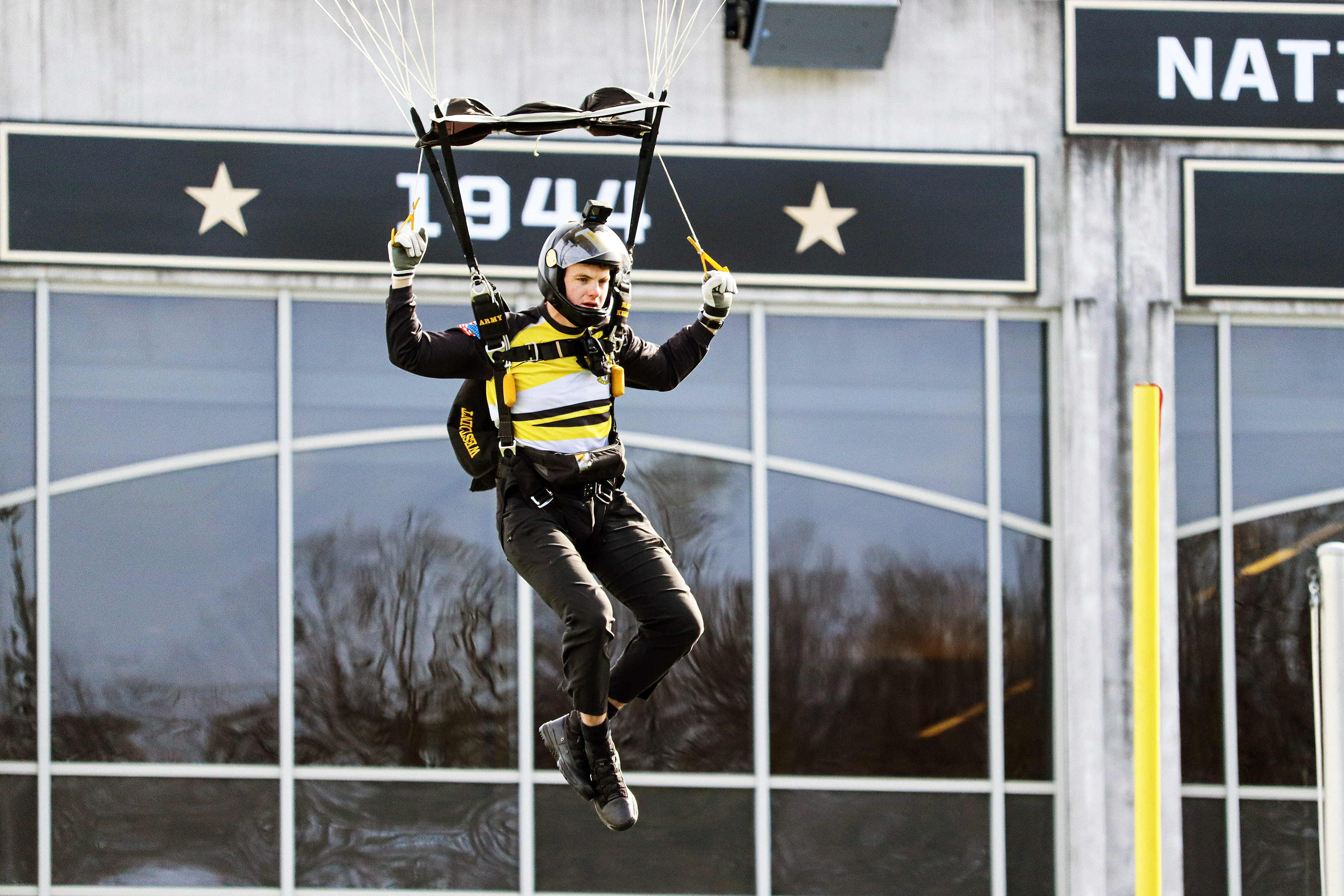For the first time since 2019, the U.S. Military Academy will host the Inter-Service Academy Parachute Competition on April 14 from 4-6 p.m. and on April 15 from 9-6 p.m. at the U.S. Military Academy parade field. Watch cadets and midshipmen jump out of Lakota helicopters and soar through the air high above The Plain. USMA, the U.S. Naval Academy and the U.S. Air Force Academy parachute teams will face each other in the skies to compete in sport accuracy, four-way formations and six-way formations out of