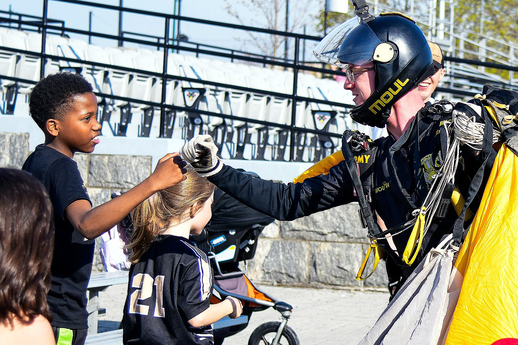 The West Point Parachute Team hosted an Interservice Academy Meet with the U.S. Air Force Academy and U.S. Naval Academy parachute teams from April 13-15 at the Parade Field on The Plain.    (Photo by Sgt. 1st Class Luisito Brooks/USMA PAO)