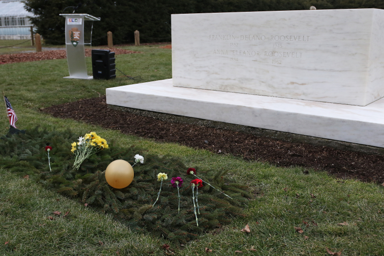 A contingent from the U.S. Military Academy participated in the commemoration of former President Franklin D. Roosevelt’s 141st birthday Monday in Hyde Park, N.Y. The wreath laying is an annual event that takes place in the rose garden at the FDR Presidential Library and Museum and is hosted by the National Park Service at the home of the FDR National Historic Site. 