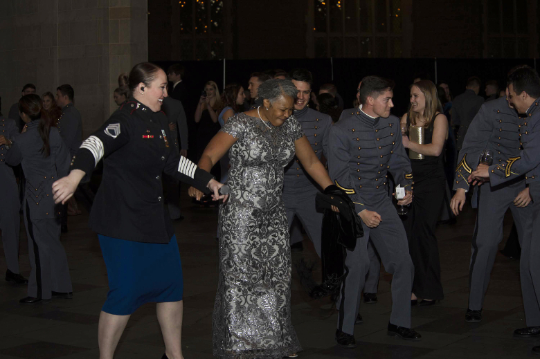 Every year, the U.S. Military Academy designates one weekend during the spring semester for cadets to celebrate as a class and the Yearlings of the USMA Class of 2025 enjoyed their moment during Yearling Winter Weekend Feb. 4 at Washington Hall.   The Class of 2025 welcomed keynote speaker, Command Sgt. Maj. Mobarakzadeh, who is currently serving as the division command sergeant major of the 10th Mountain Division at Fort Drum, New York.  Mobarakzadeh spoke about the importance of standards and discipline, 