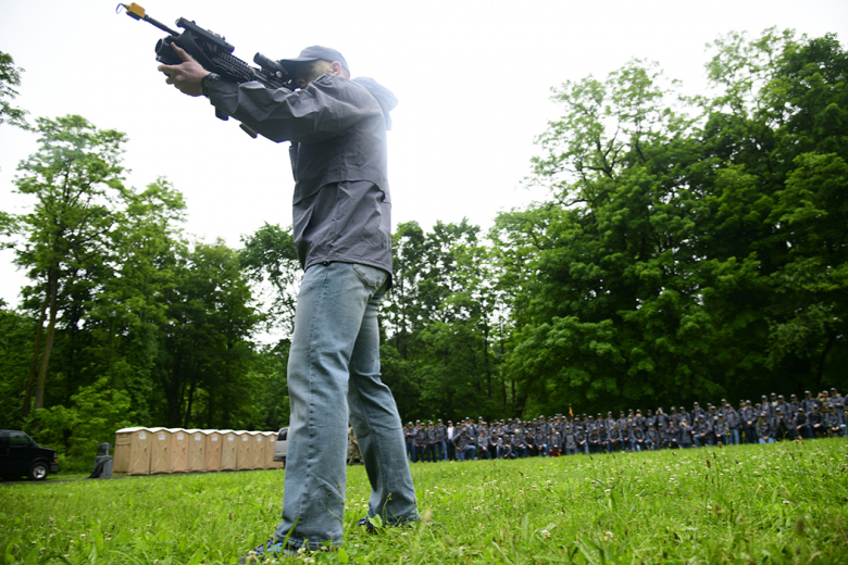 Between May 28-June 10, the West Point Summer Leaders Experience provided rising high school seniors with two, weeklong immersions into the academic, military and social life of a cadet. At SLE, the candidates explored West Point from all angles, including its high-tech educational facilities, team-building athletic activities and realistic military training (above and right photos). SLE launched the U.S. Military Academyʼs Class of 2027 admissions cycle. More than 5,260 candidates applied for SLE with