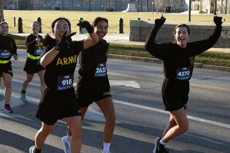The Army West Point Marathon Team hosted the seventh annual Fallen Comrades Half Marathon March 19 at the U.S. Military Academy. This year, 638 participants braved brisk sub-32-degree weather to partake in a one-mile Kids Fun Run in addition to the 13.1-mile run and ruck march throughout the West Point post starting and finishing at Michie Stadium. The race is dedicated to those members of the Long Gray Line who served during war and paid the ultimate sacrifice. The team celebrates their memory with a