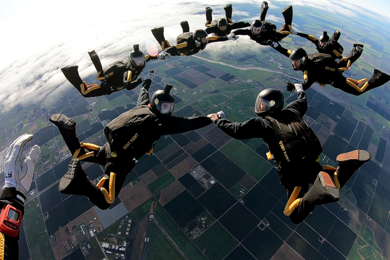 The West Point Parachute Team traveled to Porterville, Calif., from March 18-25 to begin Accelerated Freefall (AFF) training with the plebe class. The Air Force Parachute Team cordially provided their DHC-6 Twin Otters aircraft, pilots, tandem/AFF instructors, contracted hangar/airfield access, maintainers and riggers to fully support this event. Their impressive staff, with more than 40 members, conducted tandems with all 10 WPPT plebes, and helped them successfully conduct solo freefall skydives from