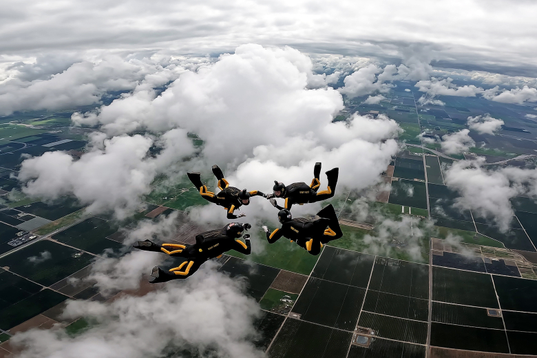 The West Point Parachute Team traveled to Porterville, Calif., from March 18-25 to begin Accelerated Freefall (AFF) training with the plebe class. The Air Force Parachute Team cordially provided their DHC-6 Twin Otters aircraft, pilots, tandem/AFF instructors, contracted hangar/airfield access, maintainers and riggers to fully support this event. Their impressive staff, with more than 40 members, conducted tandems with all 10 WPPT plebes, and helped them successfully conduct solo freefall skydives from