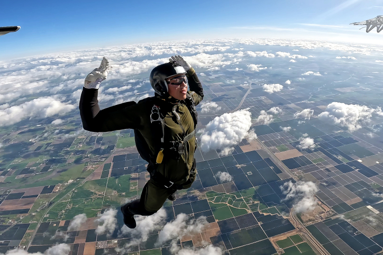 The West Point Parachute Team traveled to Porterville, Calif., from March 18-25 to begin Accelerated Freefall (AFF) training with the plebe class. The Air Force Parachute Team cordially provided their DHC-6 Twin Otters aircraft, pilots, tandem/AFF instructors, contracted hangar/airfield access, maintainers and riggers to fully support this event. Their impressive staff, with more than 40 members, conducted tandems with all 10 WPPT plebes, and helped them successfully conduct solo freefall skydives from