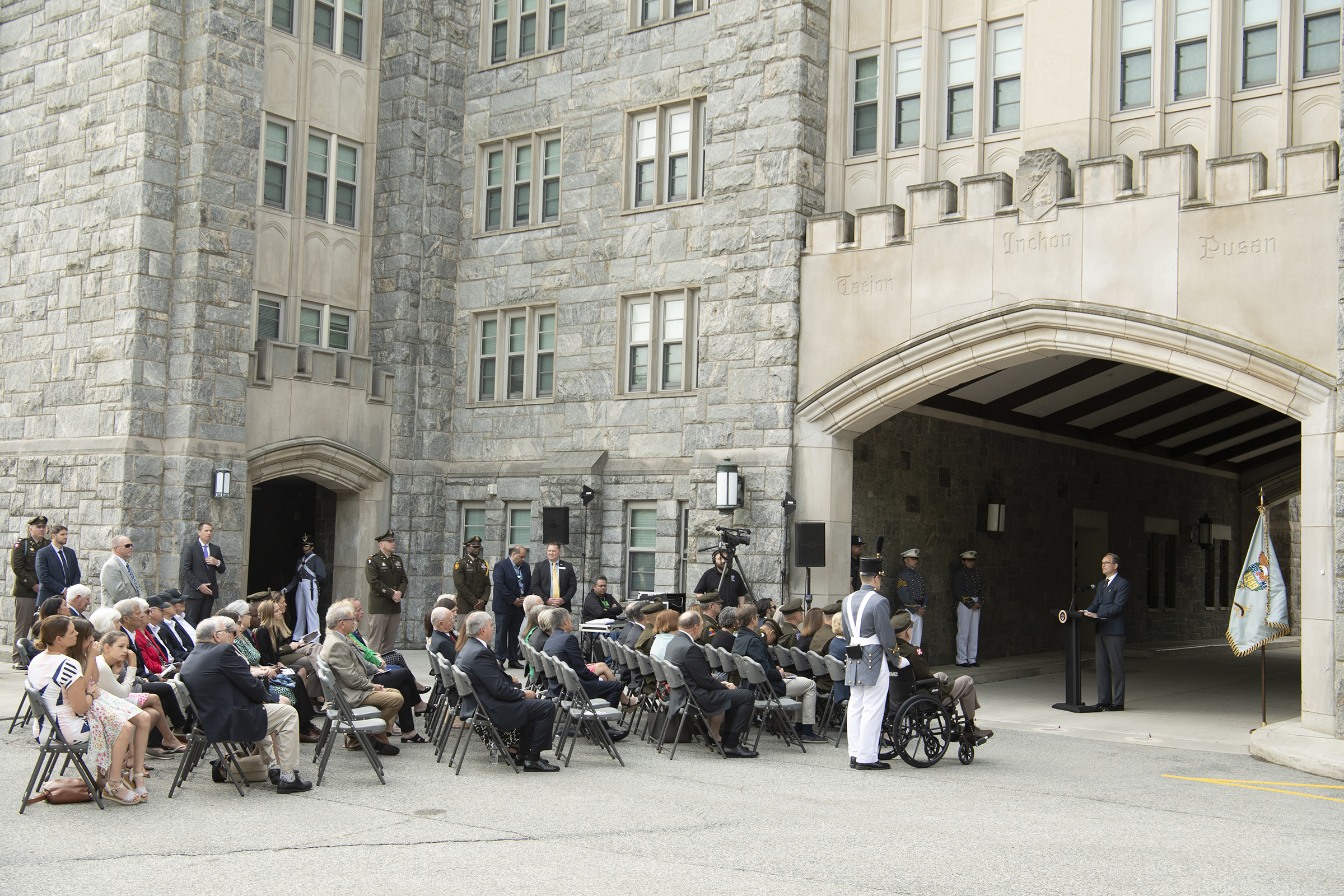 The U.S. Military Academy honored one of its remarkable graduates, retired Col. Ralph Puckett Jr., with a Medal of Honor Plaque Unveiling Ceremony in the Inchon Sallyport May 23 at West Point. The event was hosted by USMA Superintendent Lt. Gen. Steven W. Gilland.    (Photo by John Pellino/USMA PAO)