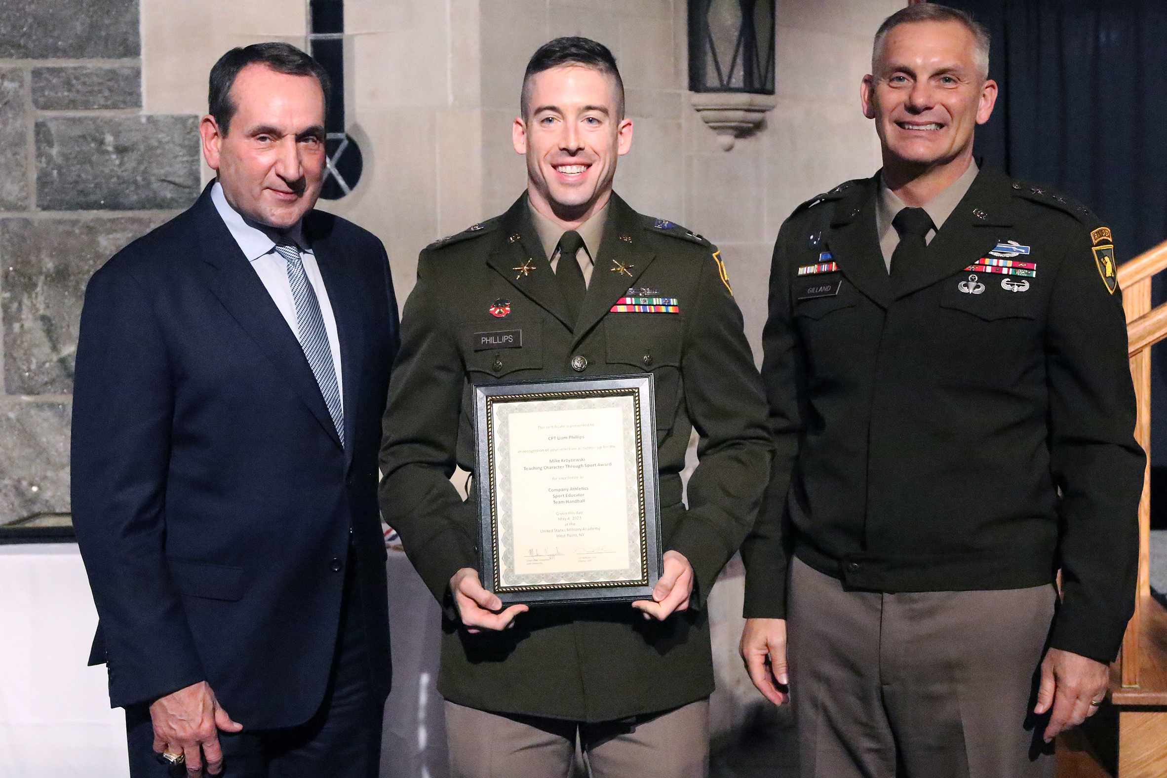 The Department of Physical Education hosted the 17th annual Mike Krzyzewski Teaching Character Through Sport Award May 4 at the Cadet Mess Hall. The award recognizes West Point cadet-athletes, coaches, officers in charge (OIC) and sport educators for their outstanding commitment to the development of noble character through athletic participation and leadership. During the ceremony, six winners and six runners-up from three categories of athletics – Company Athletics (CA), Competitive Club Athletics (CCA)