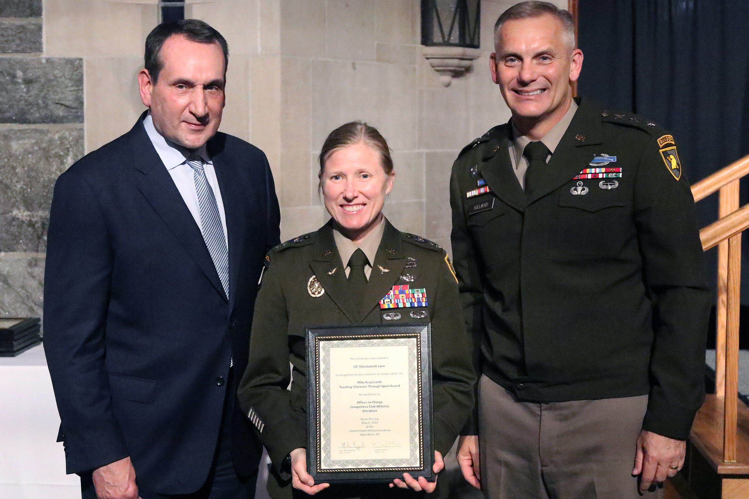 The Department of Physical Education hosted the 17th annual Mike Krzyzewski Teaching Character Through Sport Award May 4 at the Cadet Mess Hall. The award recognizes West Point cadet-athletes, coaches, officers in charge (OIC) and sport educators for their outstanding commitment to the development of noble character through athletic participation and leadership. During the ceremony, six winners and six runners-up from three categories of athletics – Company Athletics (CA), Competitive Club Athletics (CCA) a