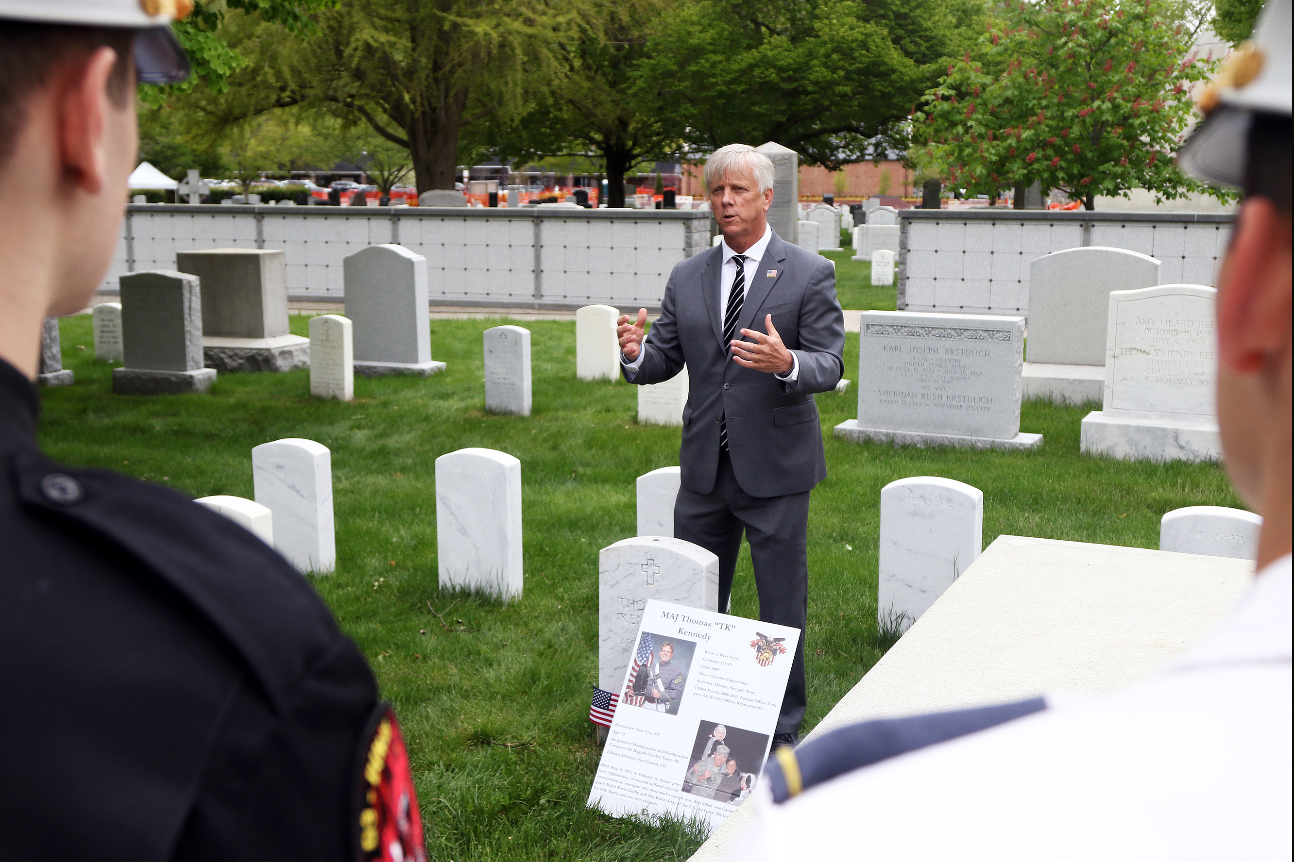 The Simon Center for the Professional Military Ethic hosted the “Inspiration to Serve” Cemetery Tour for the Class of 2025 Cadets on May 4 at the West Point Cemetery. The purpose of the annual tour is three-fold: to remember and honor fallen USMA graduates, to inspire cadets and strengthen their identities as members of the Long Gray Line, and to catalyze cadets’ reflection on their willingness to freely affirm their commitment to serve in the profession of arms, which the second-class cadets accomplish