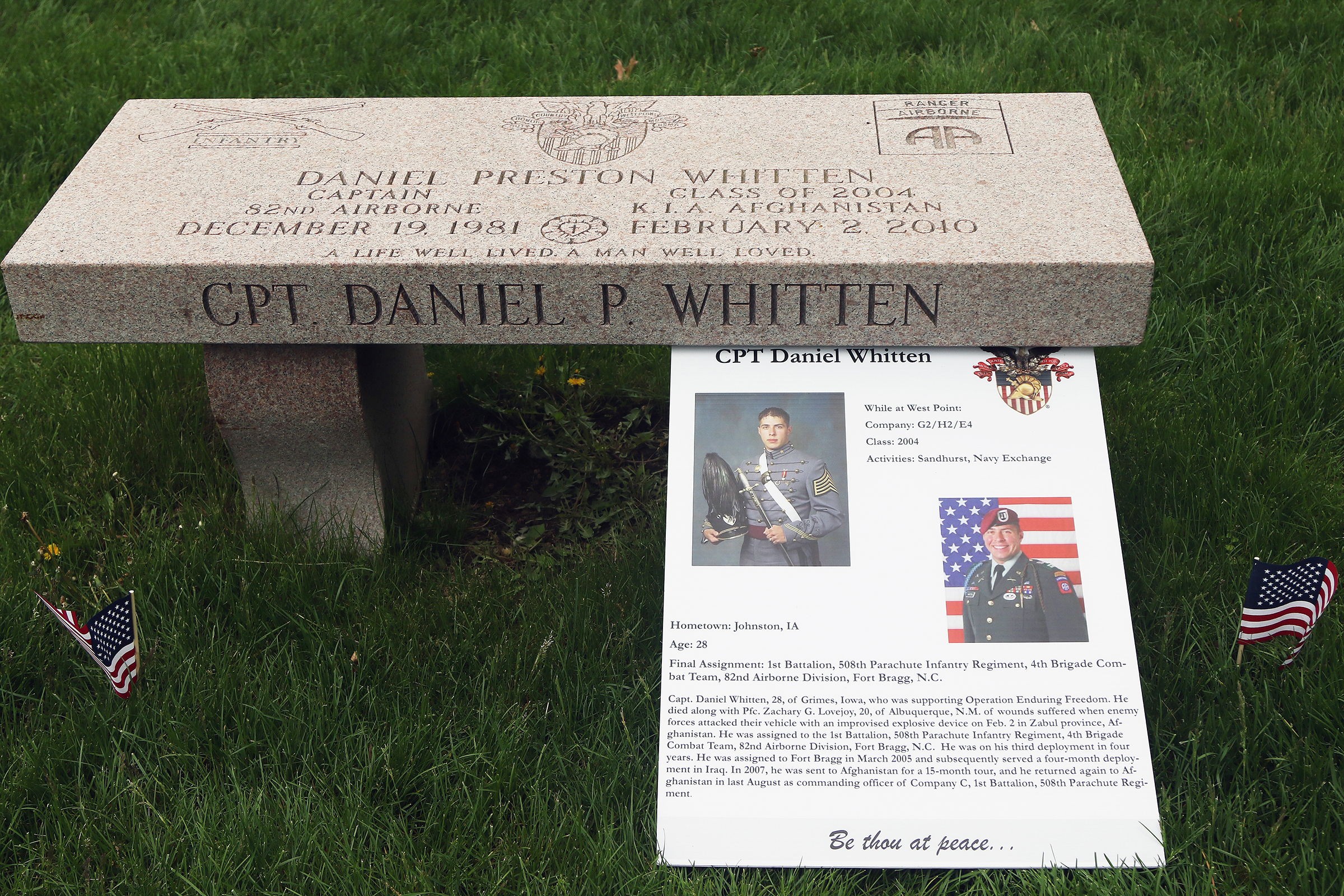 The Simon Center for the Professional Military Ethic hosted the “Inspiration to Serve” Cemetery Tour for the Class of 2025 Cadets on May 4 at the West Point Cemetery. The purpose of the annual tour is three-fold: to remember and honor fallen USMA graduates, to inspire cadets and strengthen their identities as members of the Long Gray Line, and to catalyze cadets’ reflection on their willingness to freely affirm their commitment to serve in the profession of arms, which the second-class cadets accomplish eac