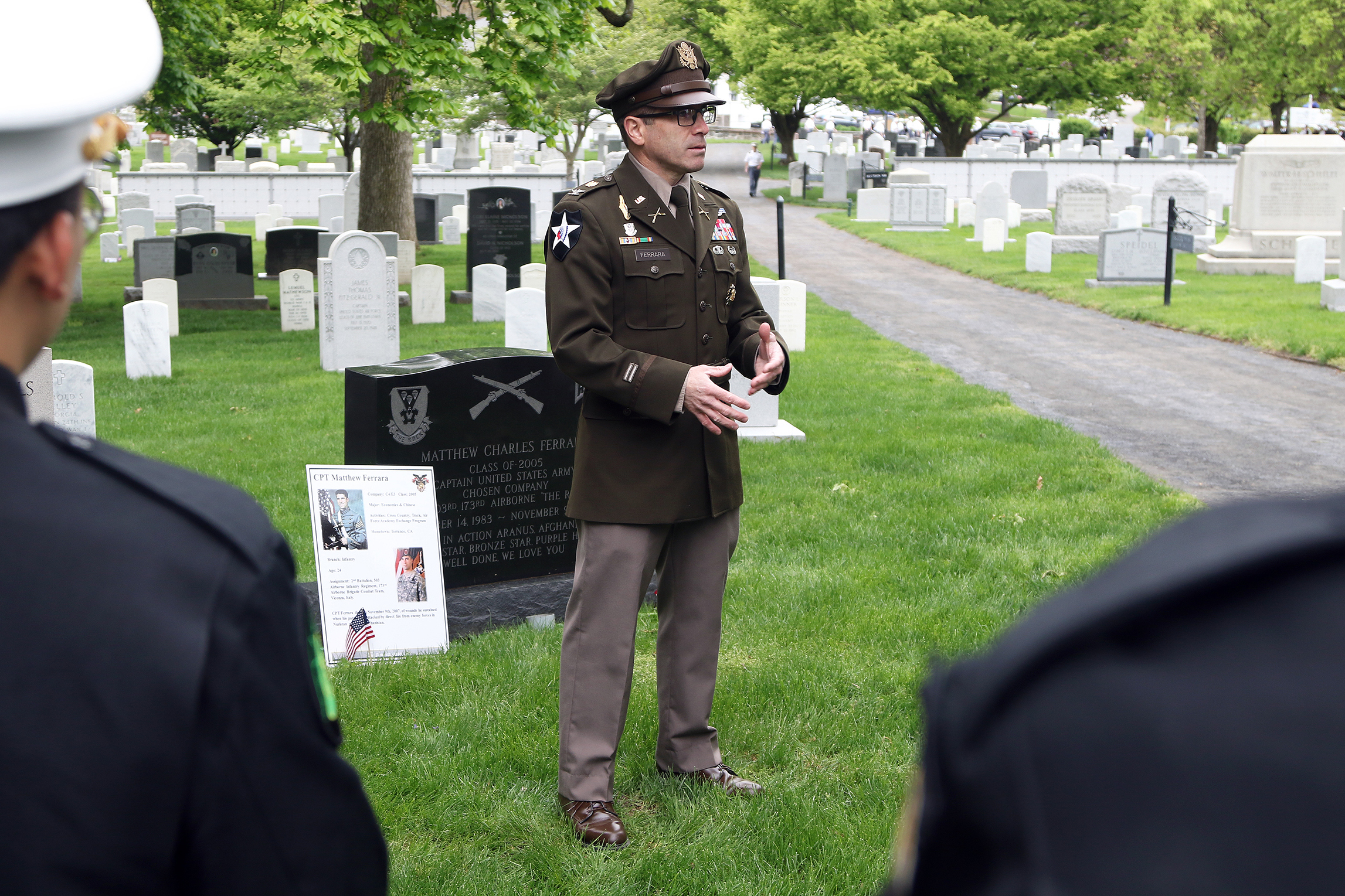 The Simon Center for the Professional Military Ethic hosted the “Inspiration to Serve” Cemetery Tour for the Class of 2025 Cadets on May 4 at the West Point Cemetery. The purpose of the annual tour is three-fold: to remember and honor fallen USMA graduates, to inspire cadets and strengthen their identities as members of the Long Gray Line, and to catalyze cadets’ reflection on their willingness to freely affirm their commitment to serve in the profession of arms, which the second-class cadets accomplish 