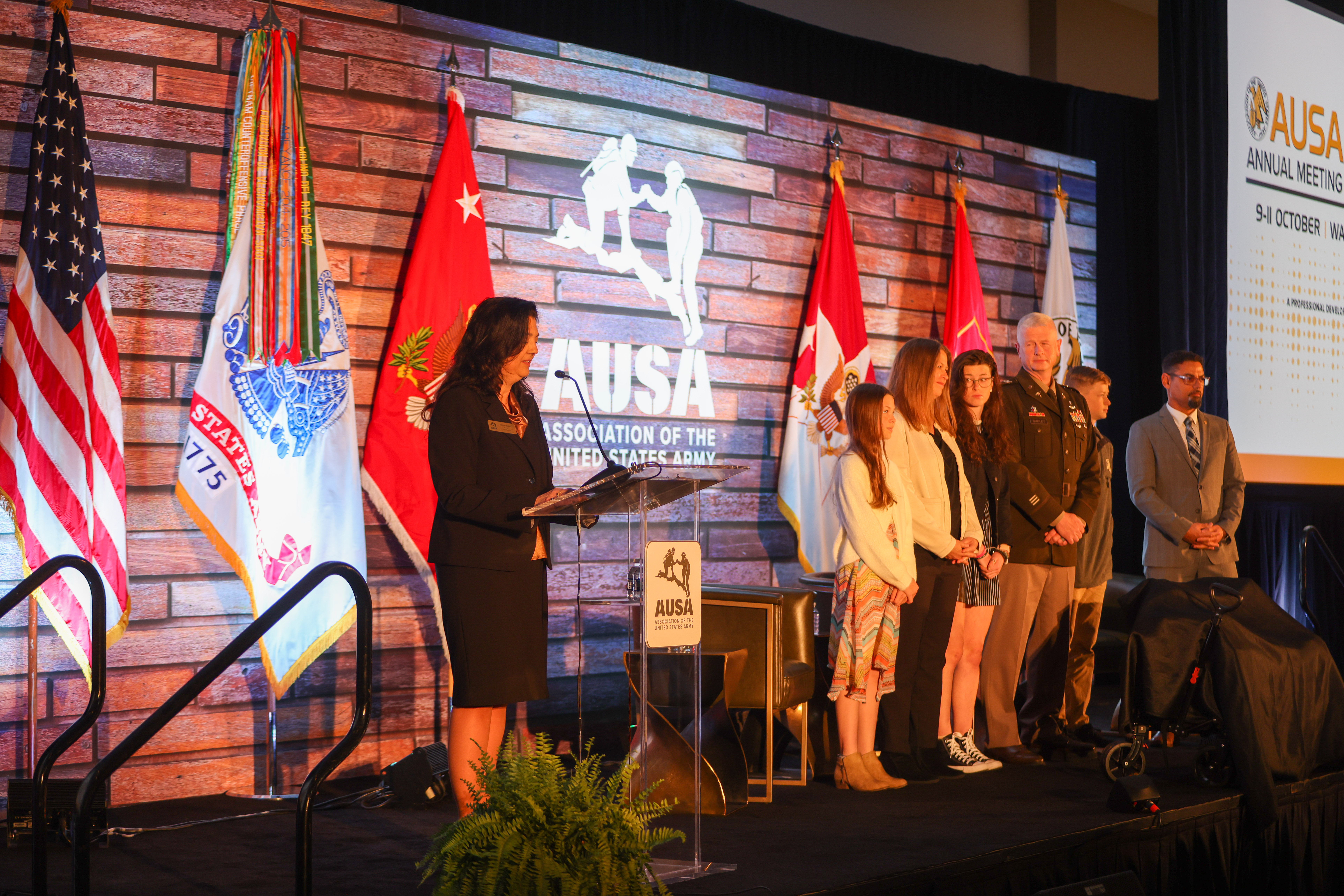 In a distinguished ceremony at the Association of the United States Army’s 2023 Annual Meeting and Exposition, Lt. Col. Robert “Jody” Shipley, joined by his wife Emily and their children Grace, Gage, and Hailey, received the esteemed title of AUSA Volunteer Family of the Year for their exceptional dedication to volunteering in and around Fort Cavazos, Texas.  The West Point community gained a wonderful team, as Shipley arrived in mid-August and serves as the Deputy Commander for Quality and Safety at Keller