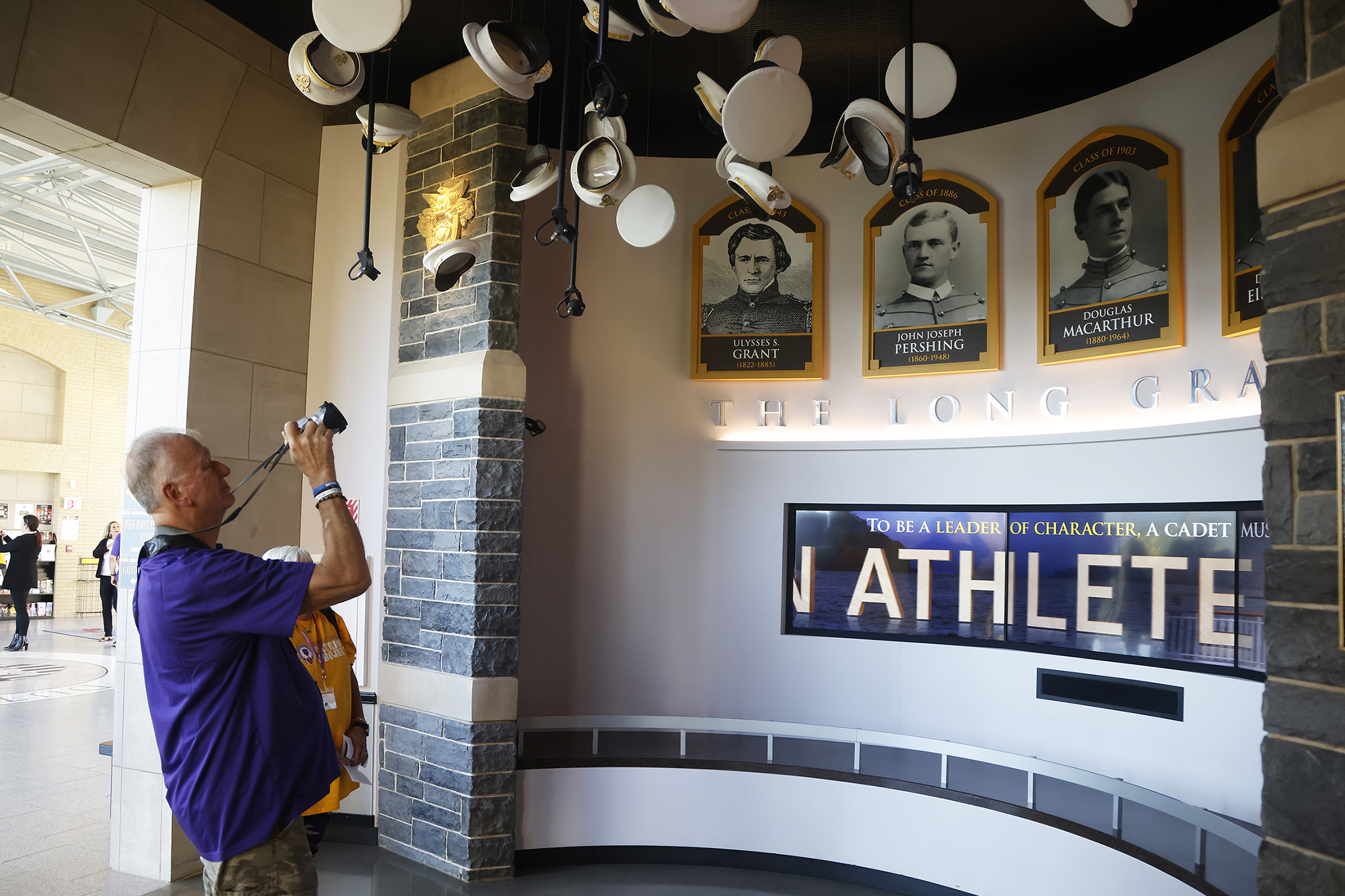 The U.S. Military Academy welcomed 38 Purple Heart recipients and their family and caregivers, about 90 total guests, during the Purple Heart Patriot Project venture to West Point on Sept. 21. Organized and sponsored by the National Purple Heart Honor Mission, the non-profit organization works to promote the National Purple Heart Hall of Honor in New Windsor, N.Y.   (Photo by Eric S. Bartelt/PV)