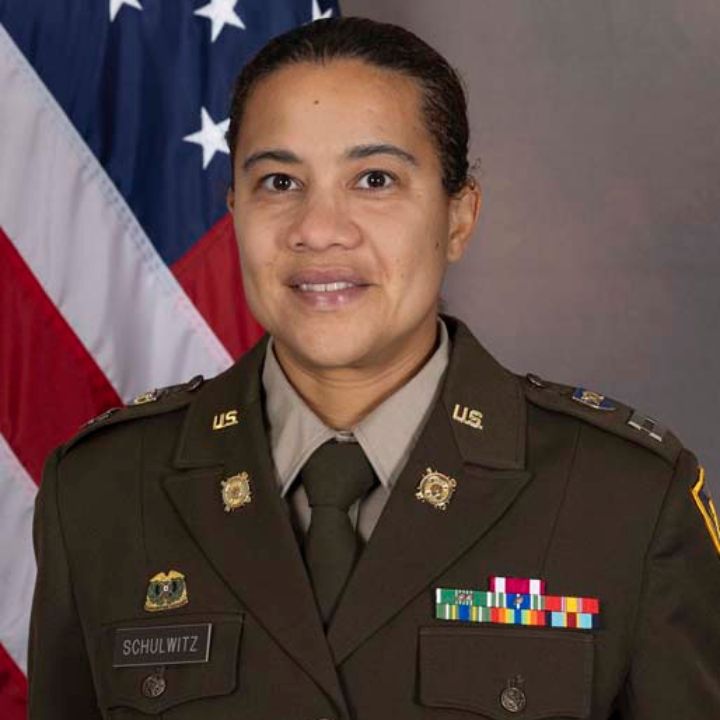 Andressa J. Schulwitz