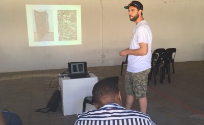 Peter presenting in advance of workshop at Thapong Visual Arts Centre