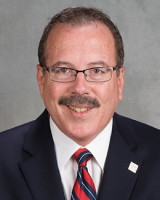 Beto Davison Aviles, Counselor