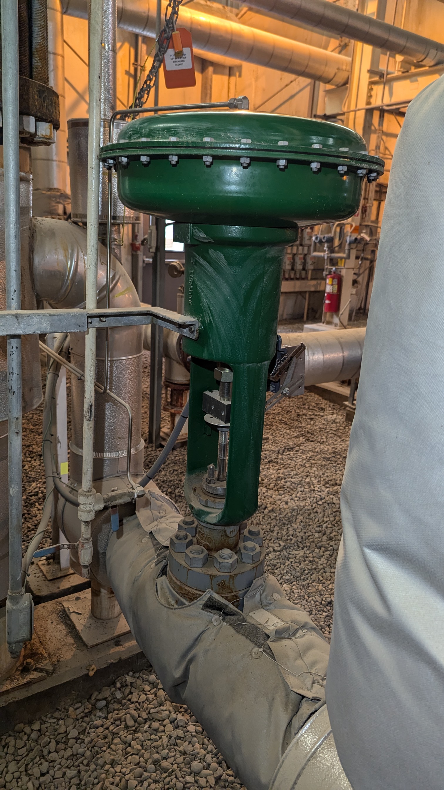 FISHER HPS CONTROL VALVE & 657 ACTUATOR ASSEMBLY For Sale | Aucto