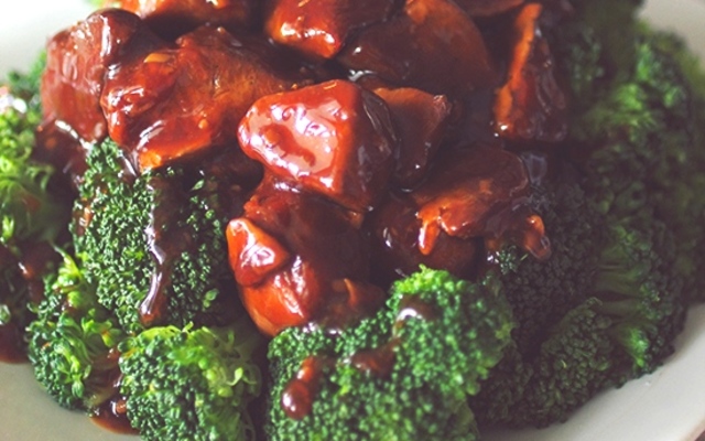 Honey Garlic Crockpot Chicken Dashing Dish