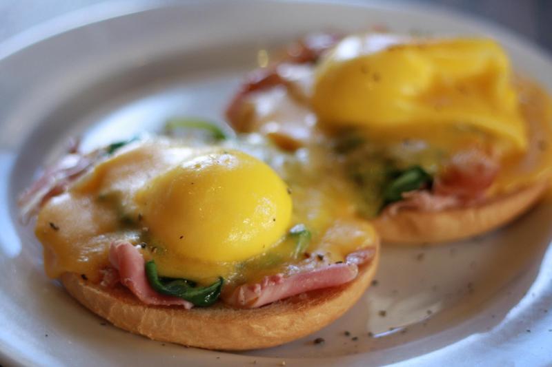 Cafe_1404653677836936085779