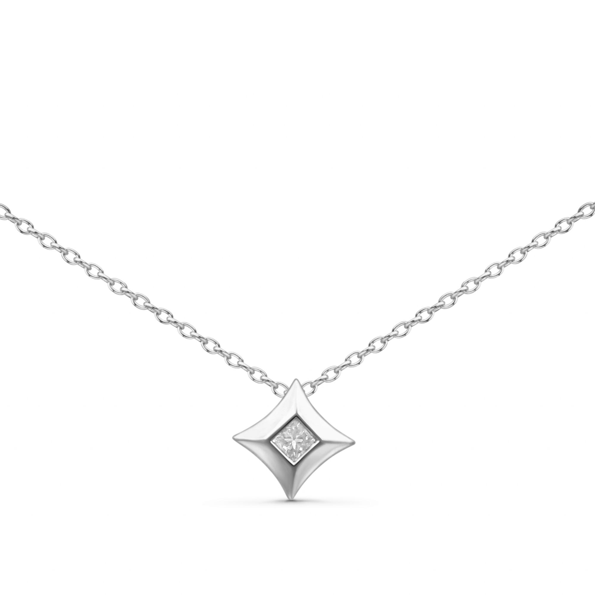 10K Gold 1/5 Ctw Bezel Princess Diamond Kite Shaped Solitaire Pendent Necklace
