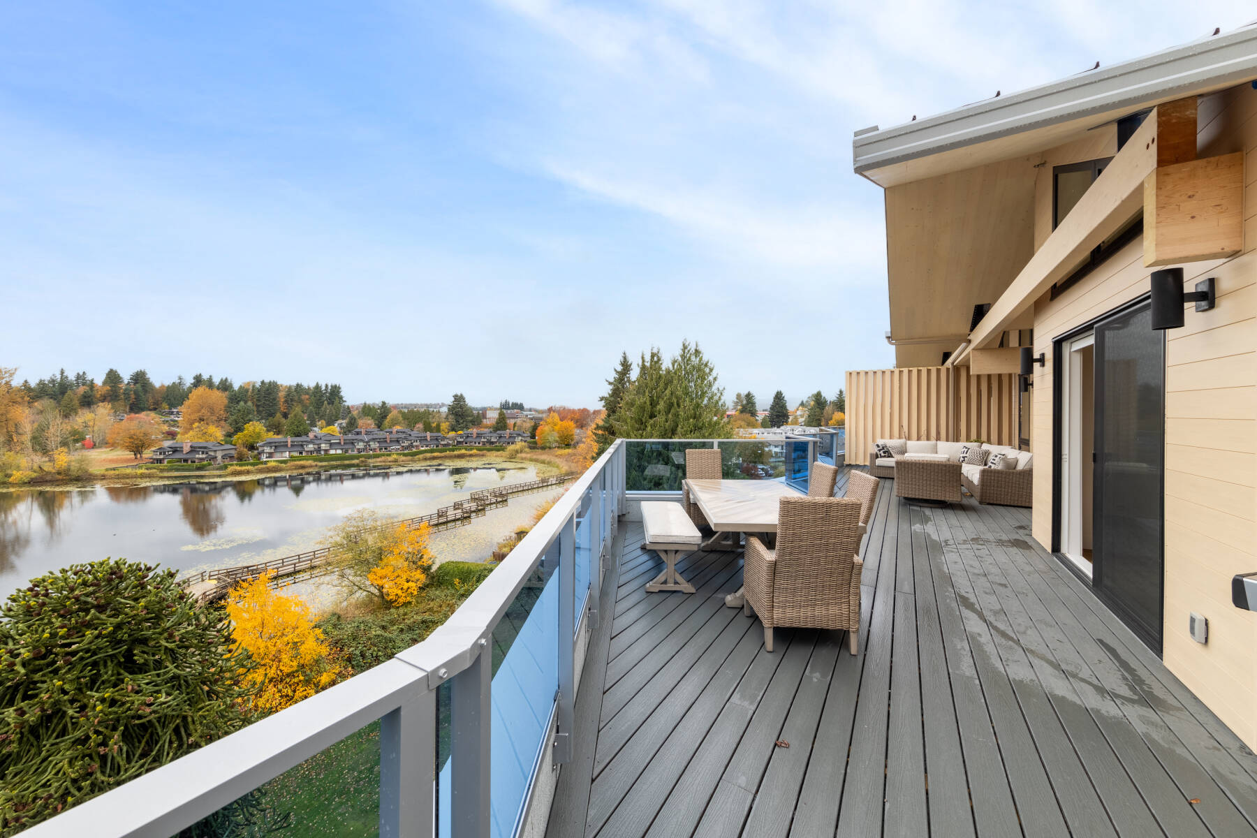 Brand New Luxury Mill Lake Penthouse