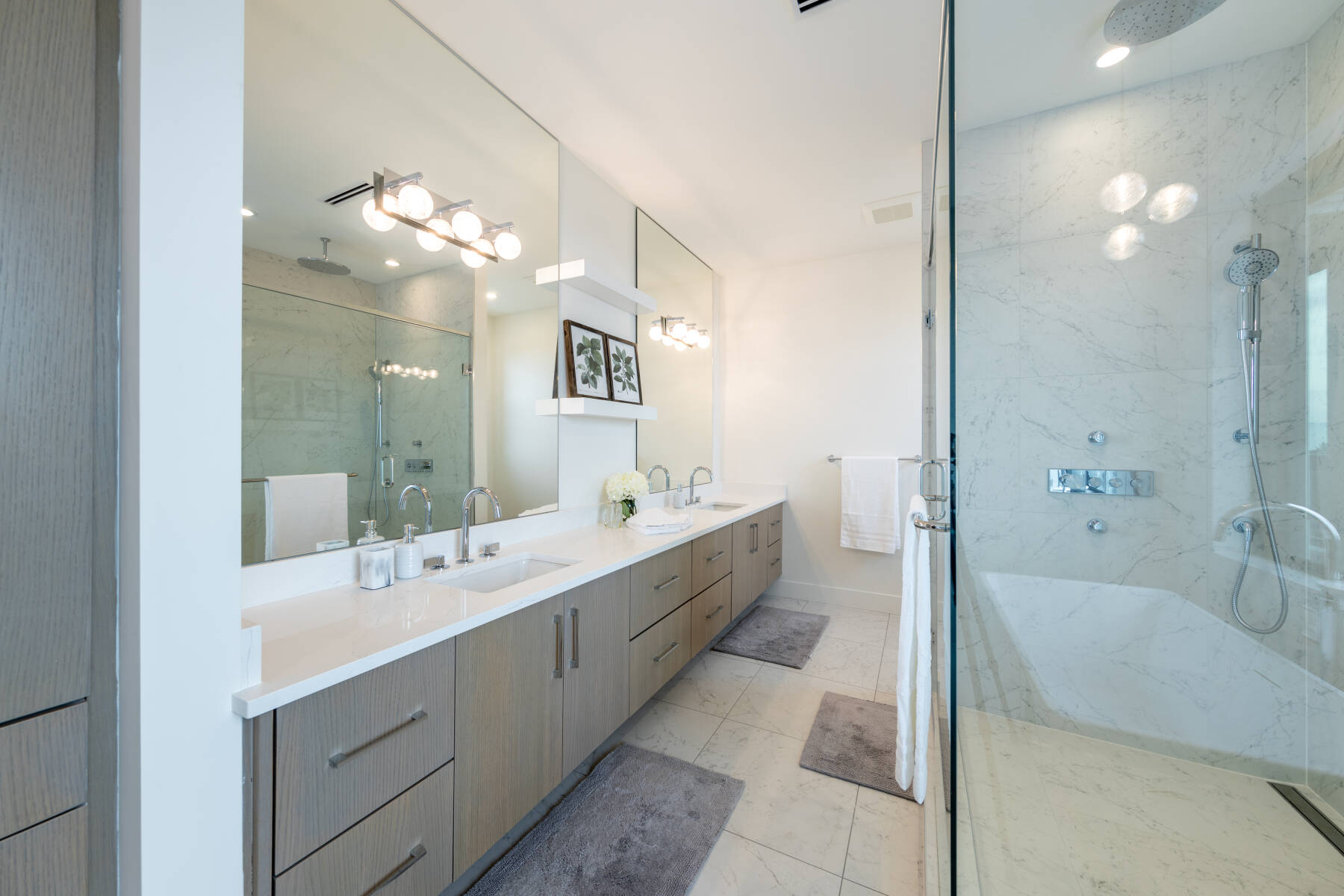 Bear Mountain Luxury Four-Bedroom House