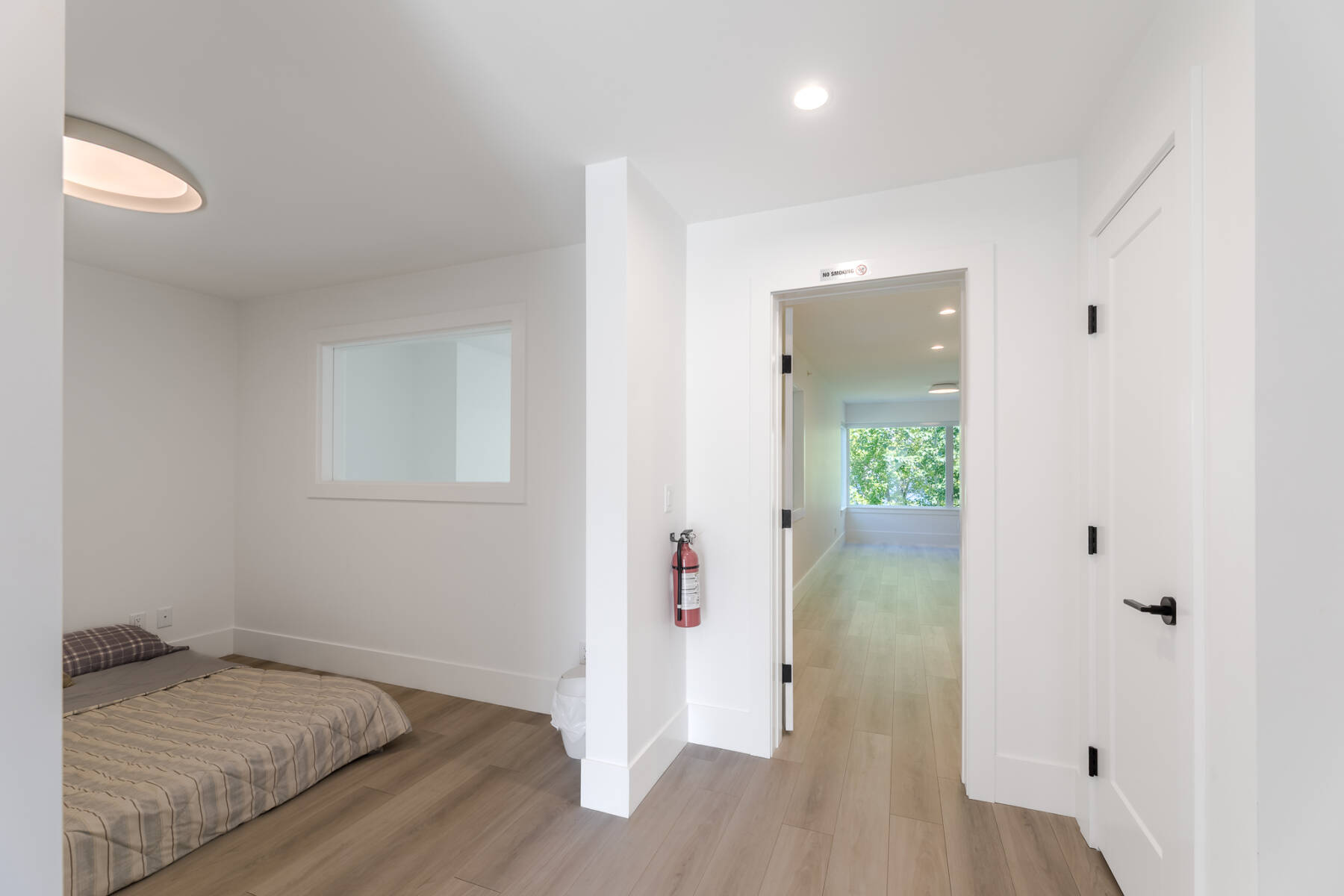 Summerland Beachfront Luxury | Pool Hot Tub & Gym