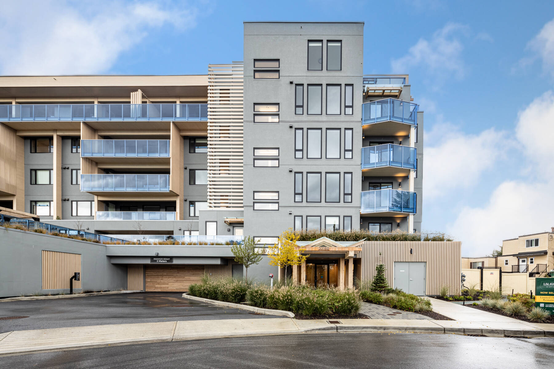 Brand New Luxury Mill Lake Penthouse