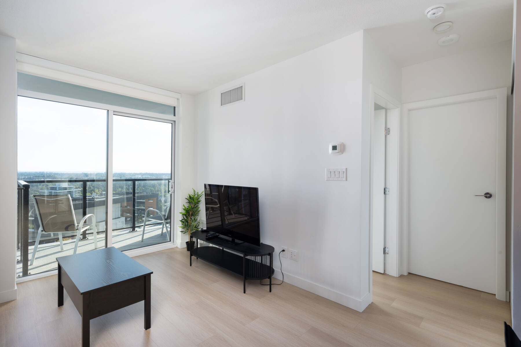 Luxury Condo at King George Hub