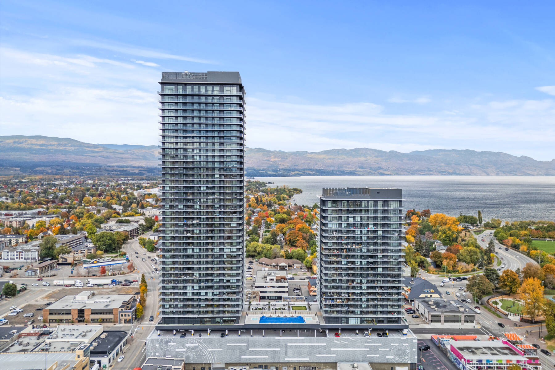 New Modern Lakefront Condo with stunning Water View