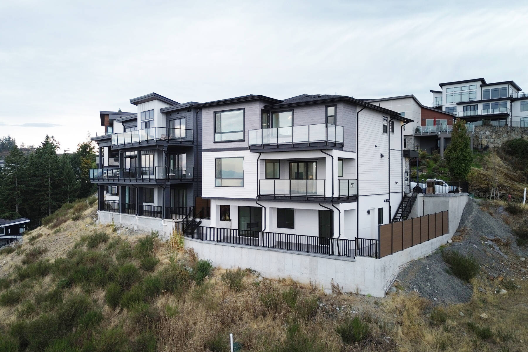 Bear Mountain Luxury Four-Bedroom House