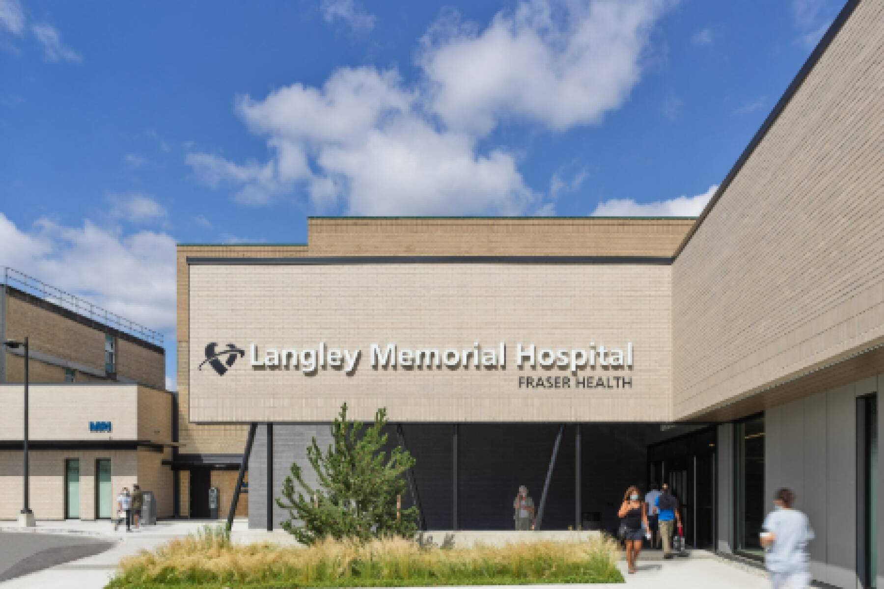 The Langley Courtyard Home | 2BR, 2BA for 6 Guests