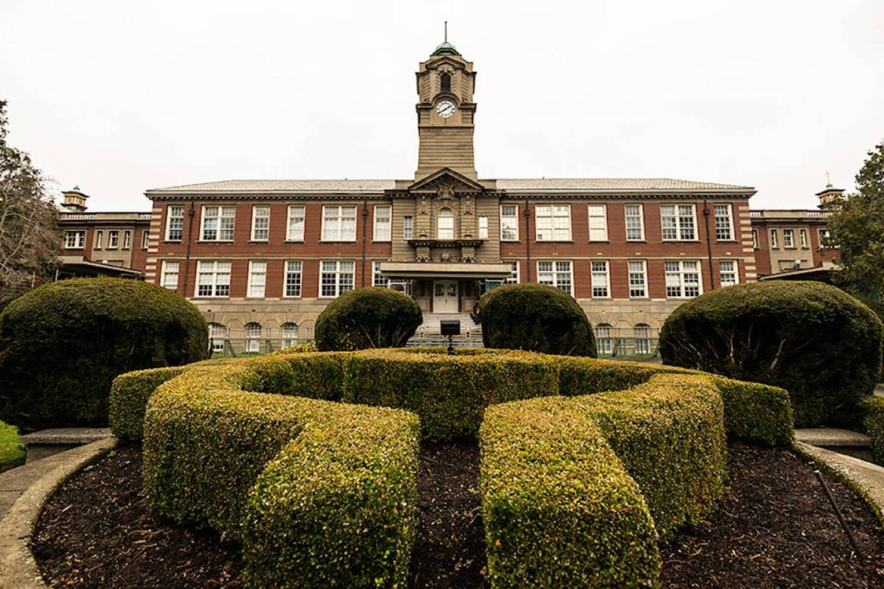 Bear Mountain Luxury Four-Bedroom House