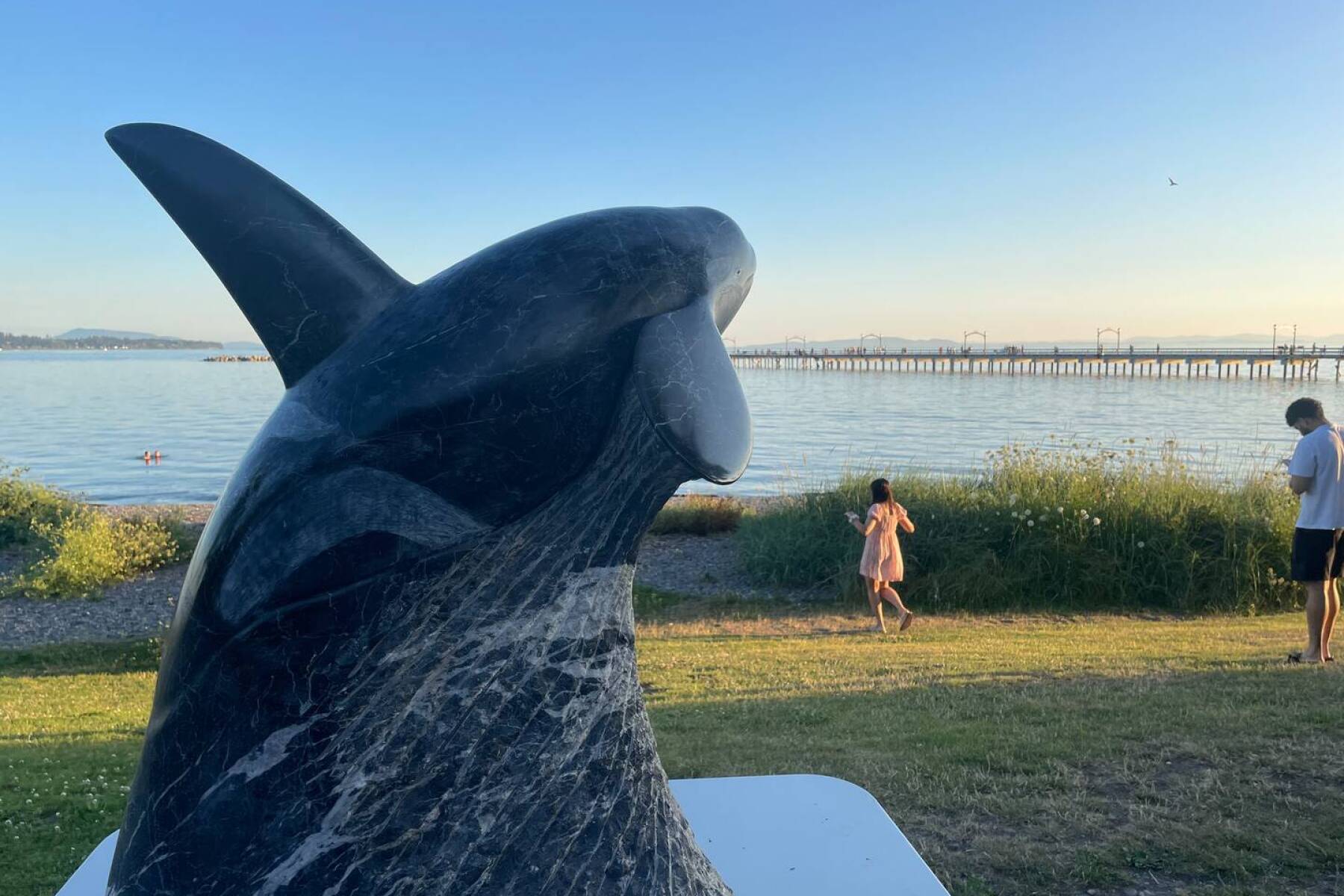 White Rock Beach House walking distance to beach