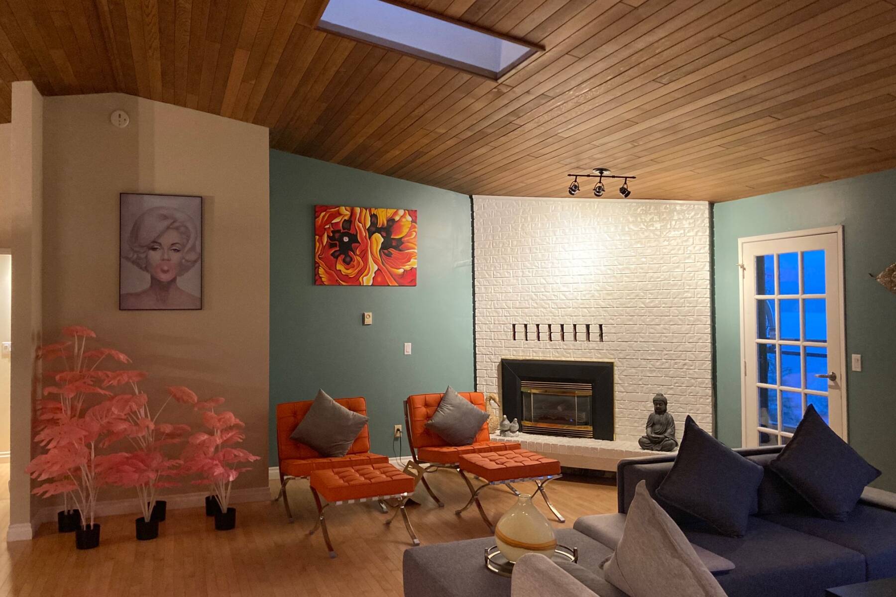 Porpoise Bay Waterfront Home, 4 bedroom, 3 bathroom