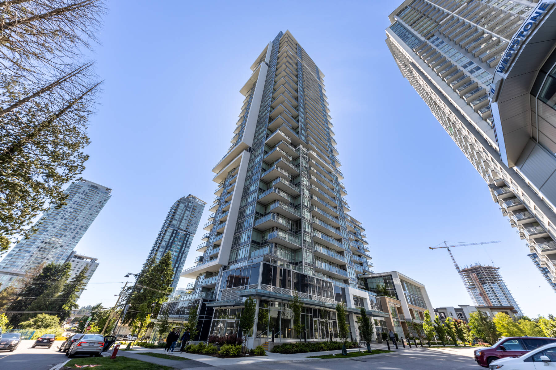 Brand New Luxury Skyline 2 Bedroom Condo 19 Floor