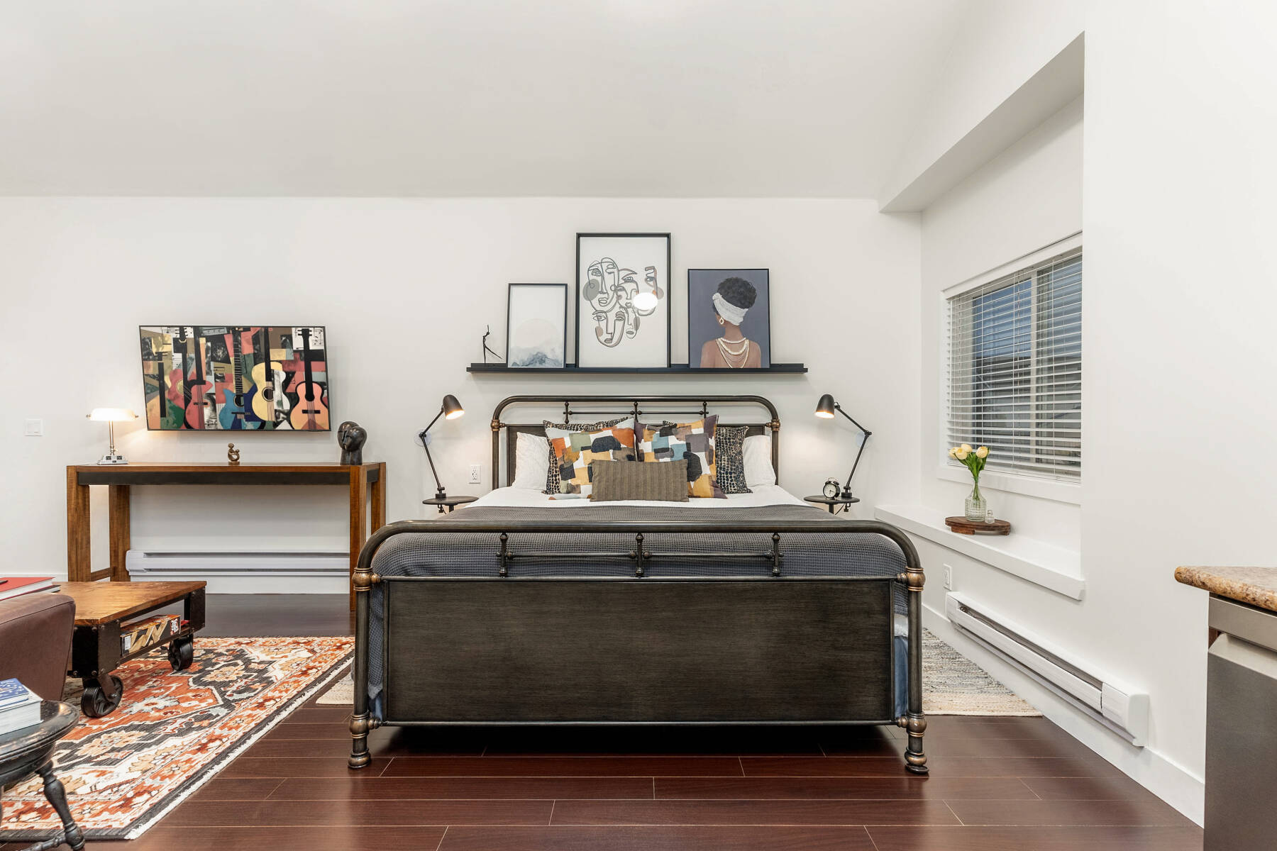 The Clayton Heights Studio Suite