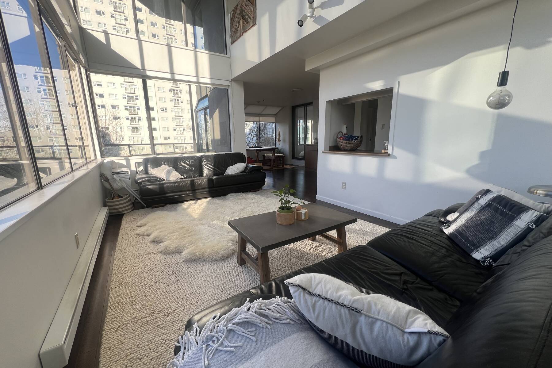 Ocean-View Loft | West End | 2 Bed + 2 Bath | Furnished