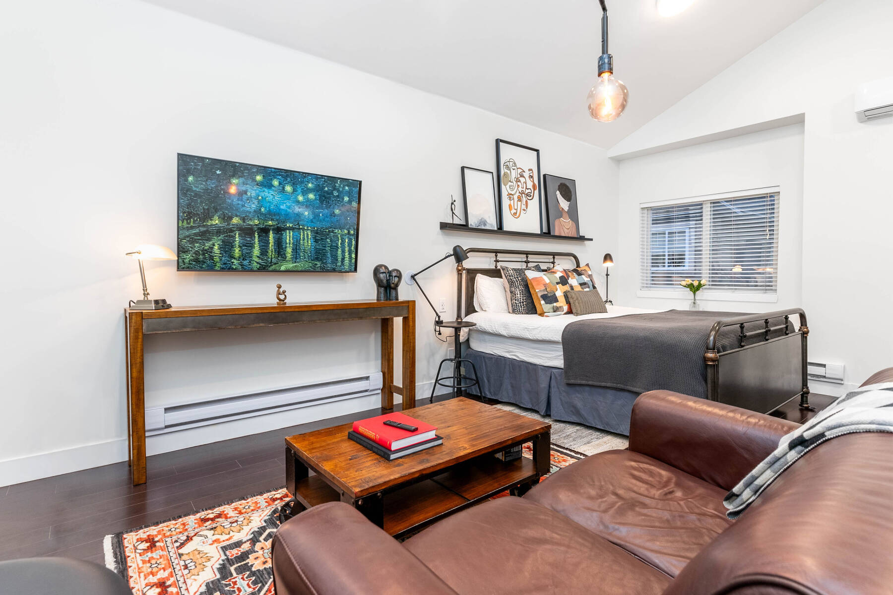 The Clayton Heights Studio Suite