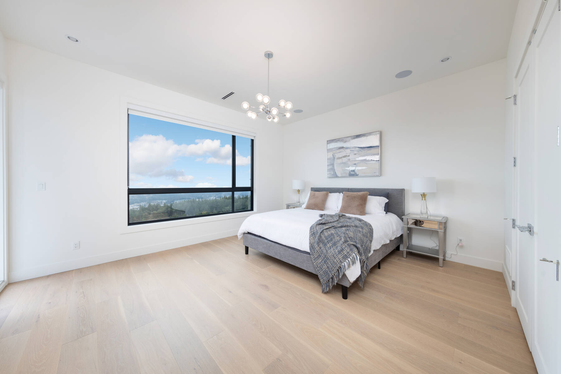 Bear Mountain Luxury Four-Bedroom House