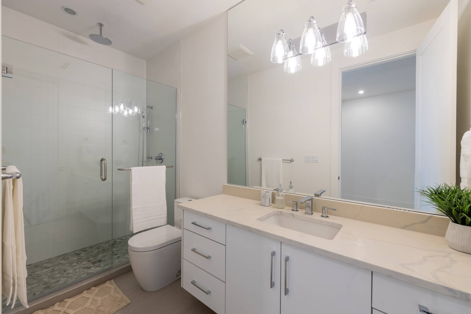 Bear Mountain Luxury Four-Bedroom House