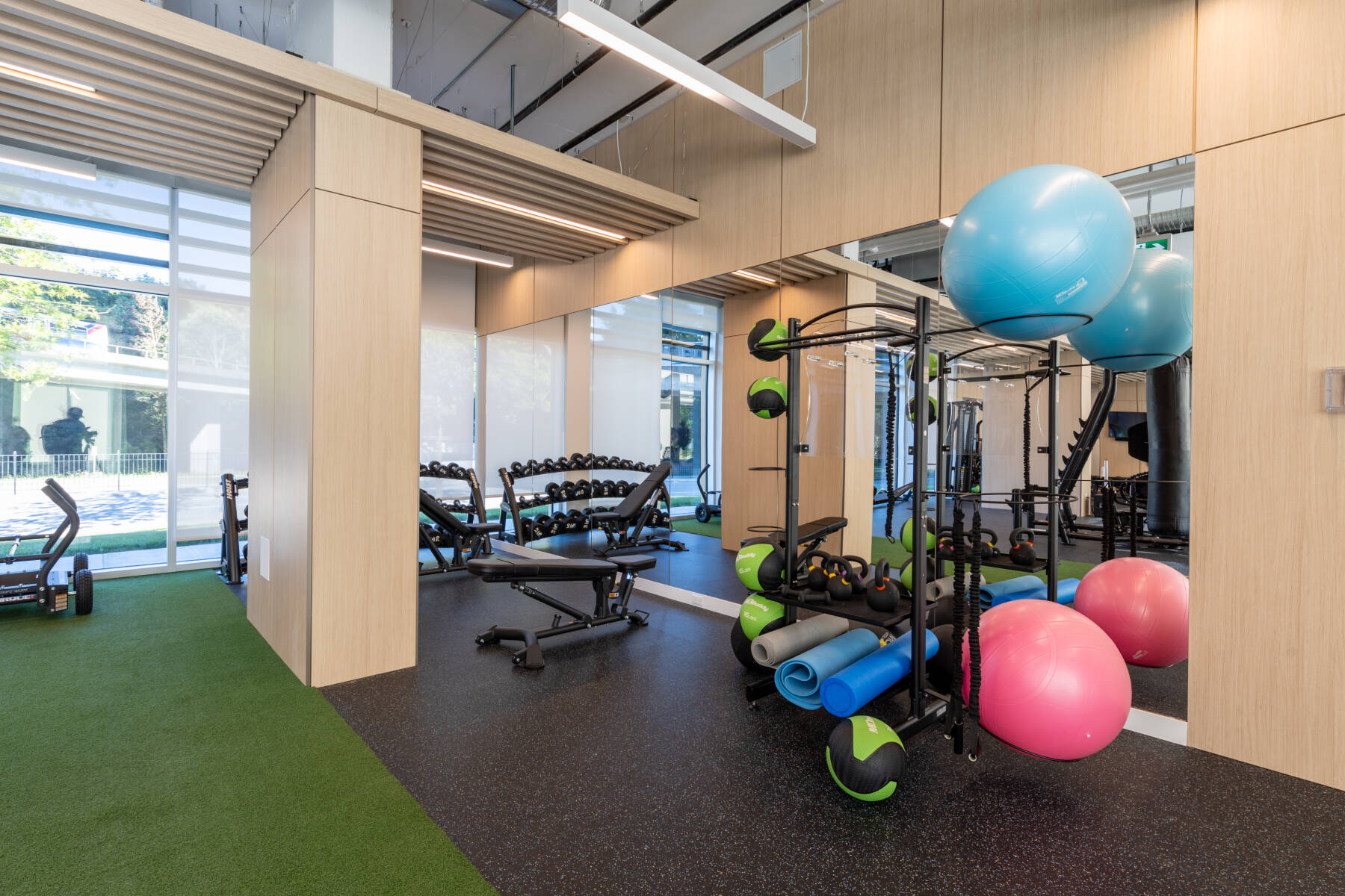 King George Hub View Suite, Modern Luxury