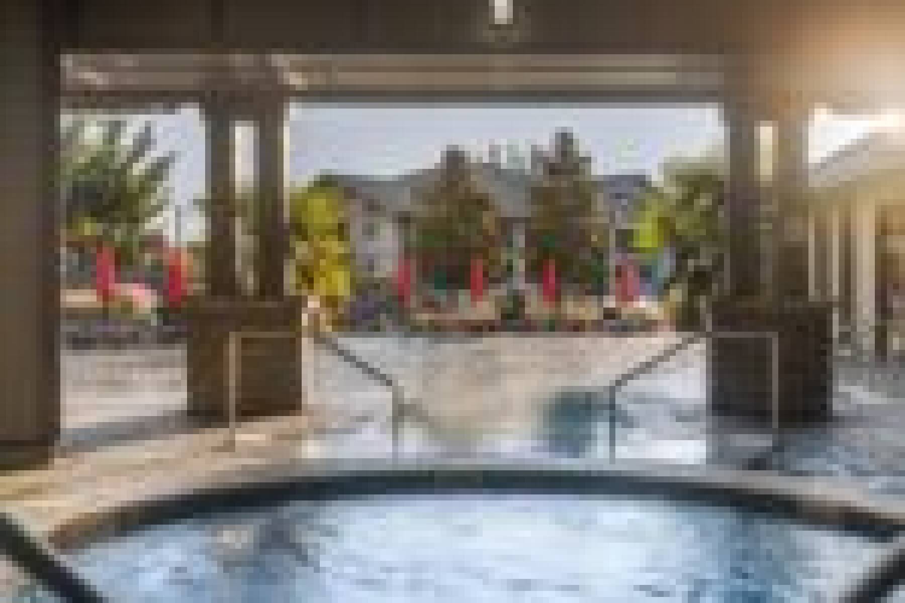 Bear Mountain Luxury Four-Bedroom House