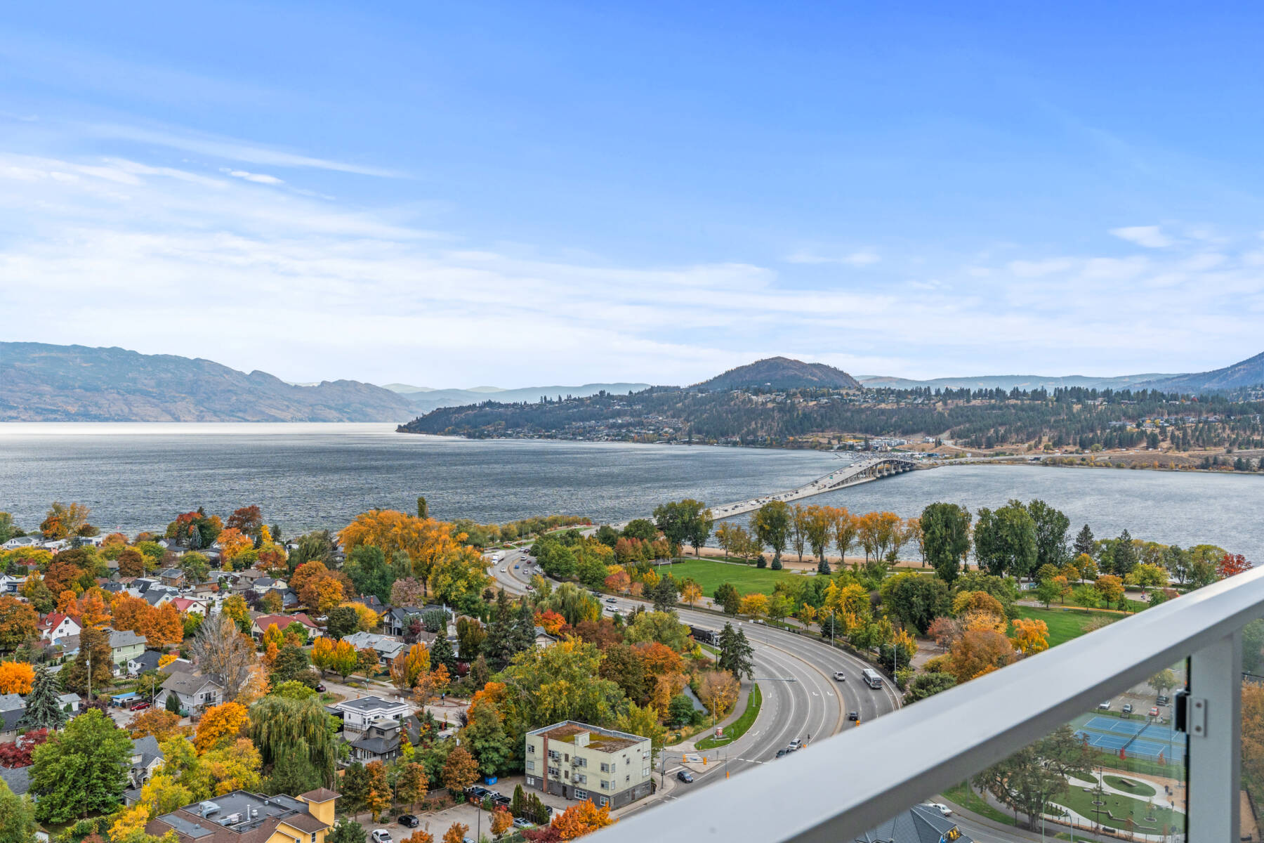 New Modern Lakefront Condo with stunning Water View