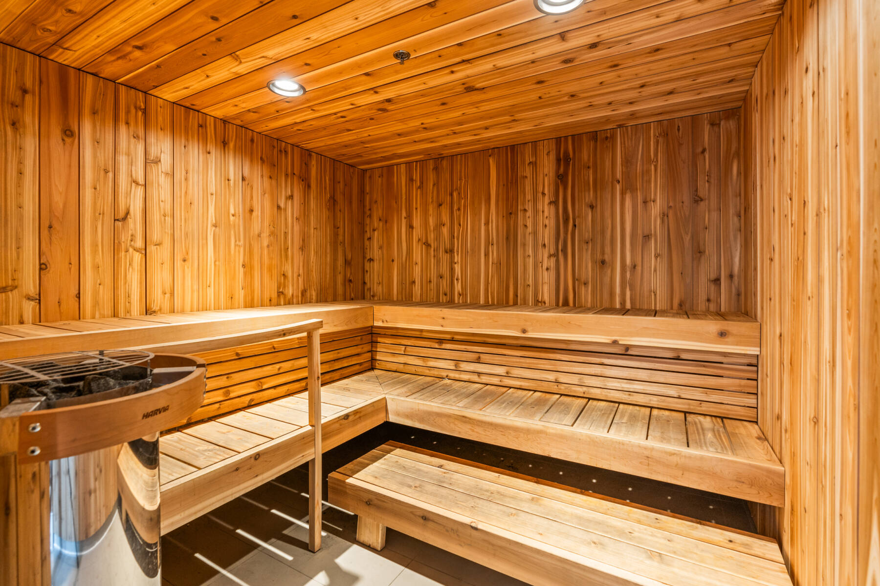 New Modern Lakefront Condo with stunning Water View