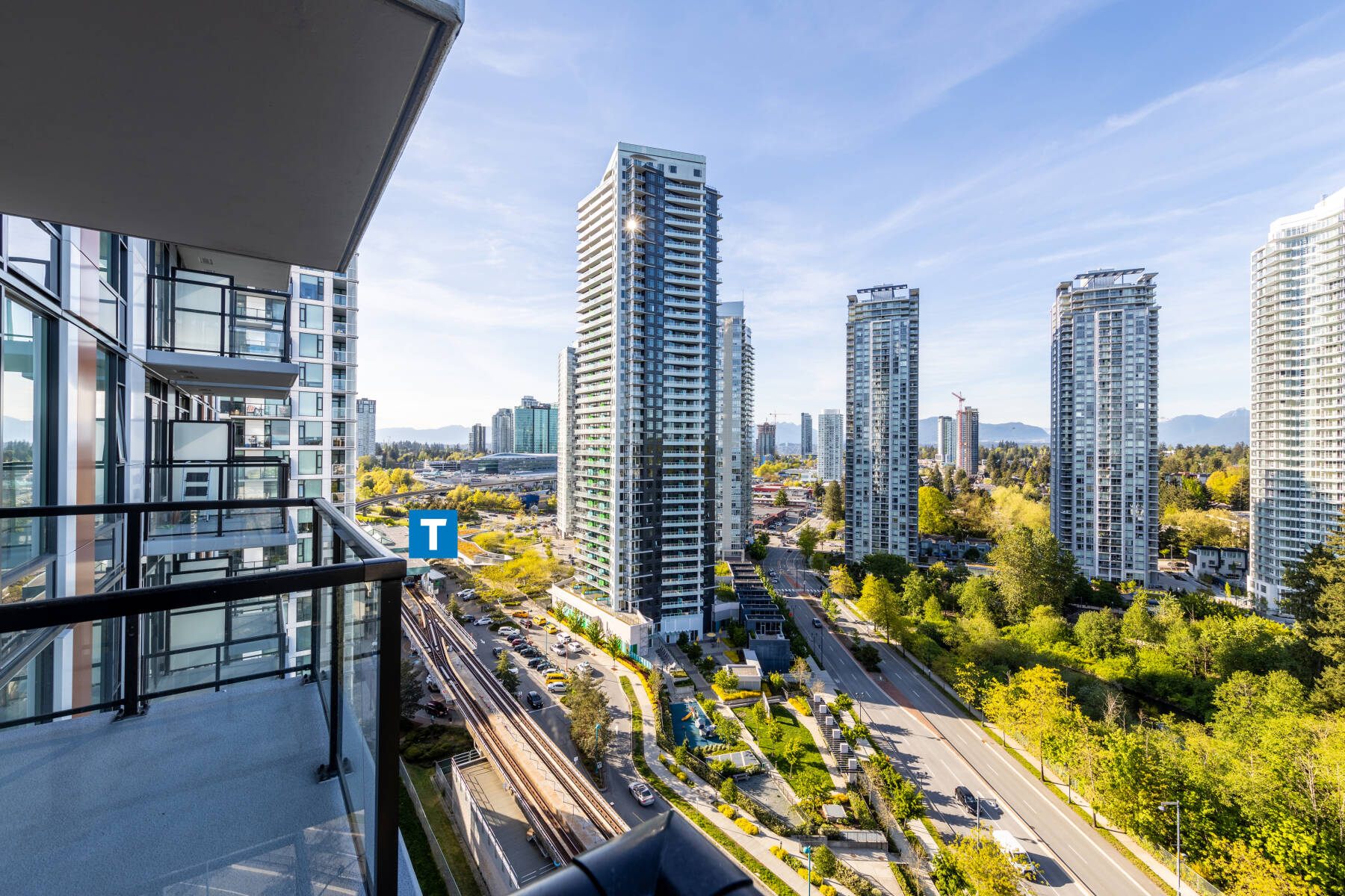 SkyTrain-Connected Modern Condo at The Hub