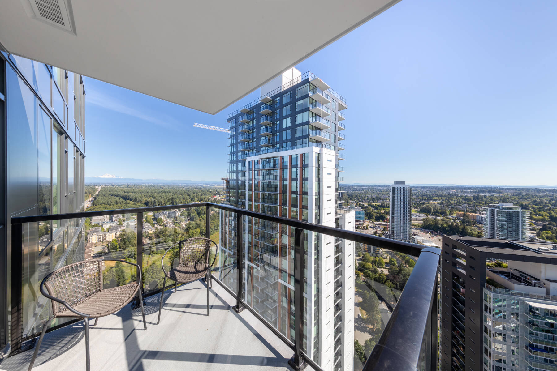 King George Hub View Suite, Modern Luxury