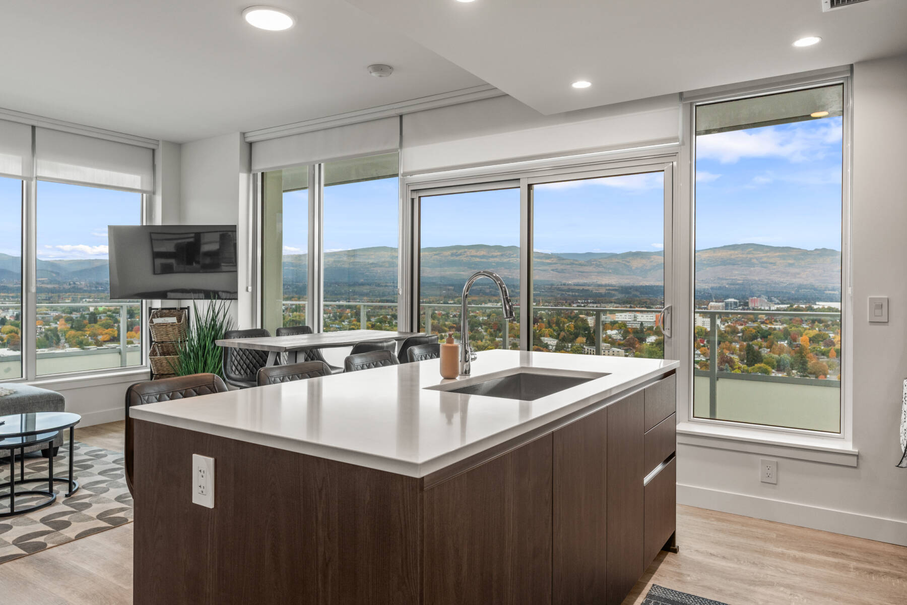 New Modern Lakefront Condo with stunning Water View